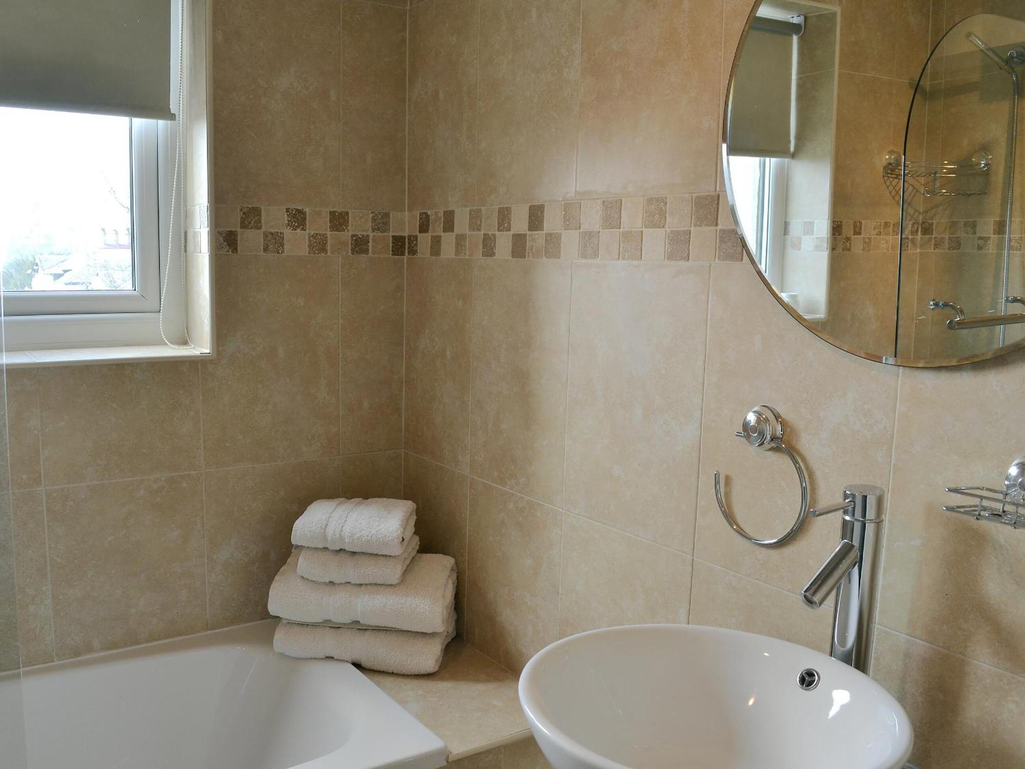 Strawberries And Cream Villa Bowness-on-Windermere Bagian luar foto